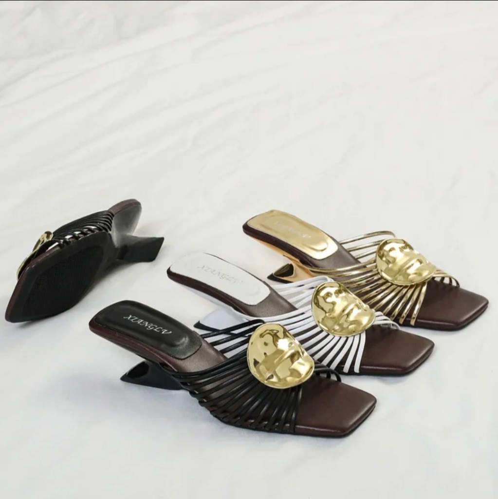 XIANGLV Sunburst Medallion Architectural Heel Mules