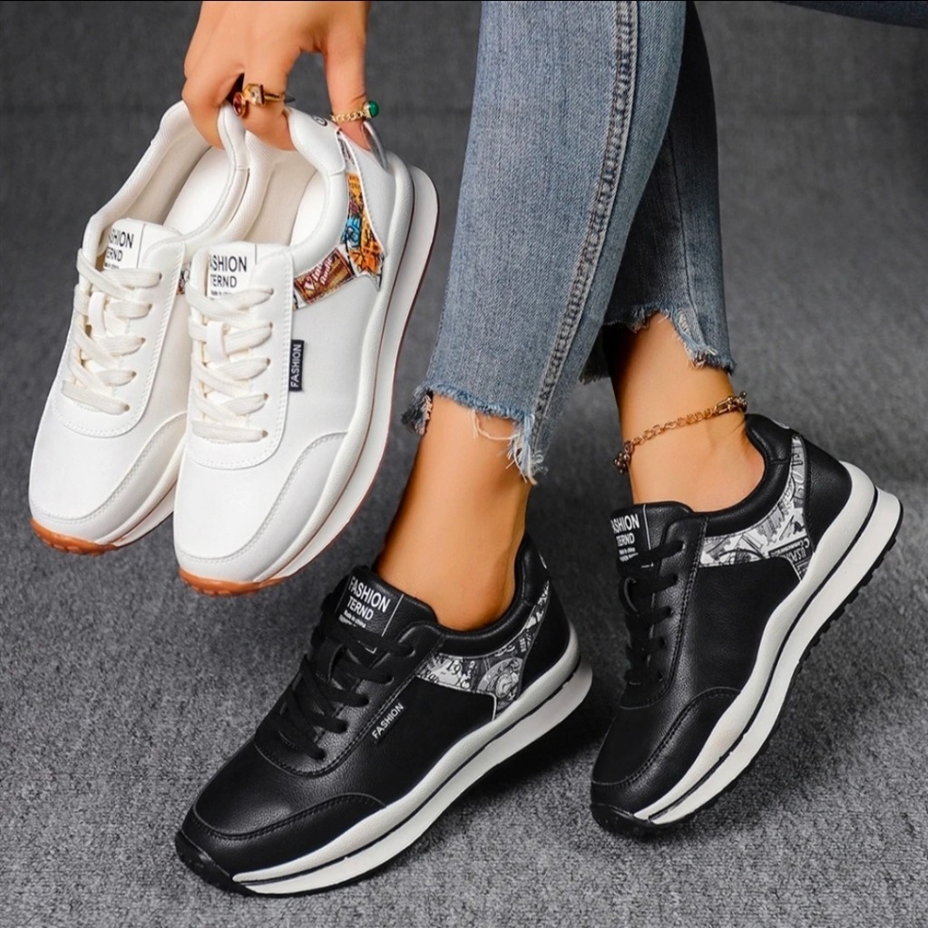 Fashion Trend Comic-Print Platform Sneaker
